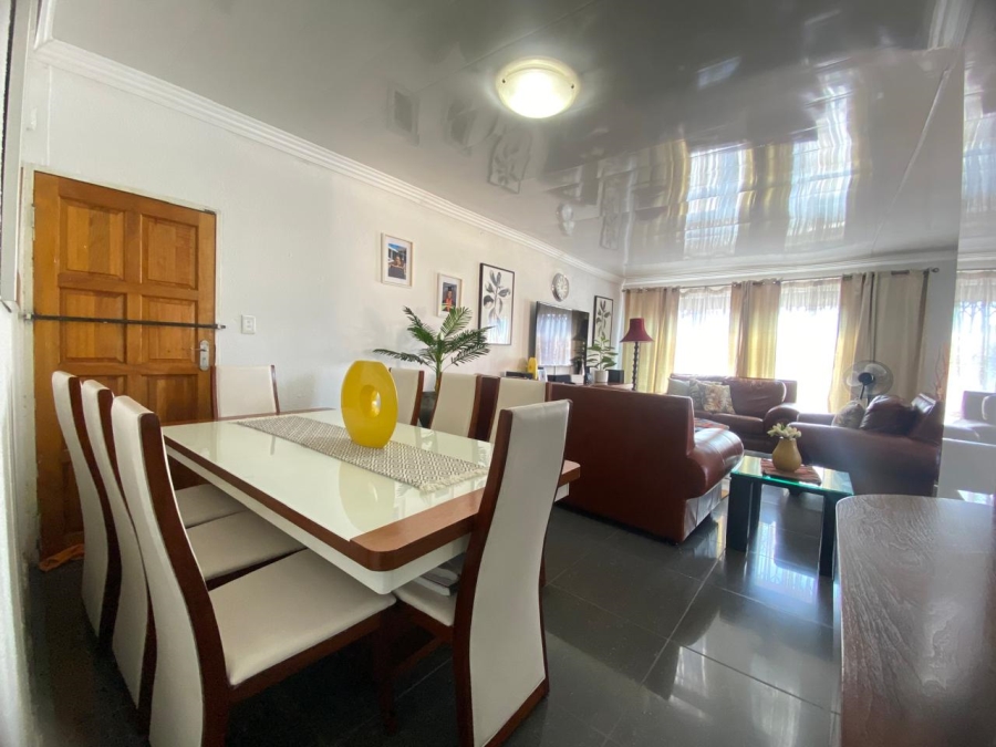 3 Bedroom Property for Sale in Tlhabane West North West